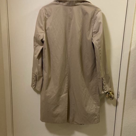 Dana Buchman military coat in a size MEDIUM - Picture 3 of 3